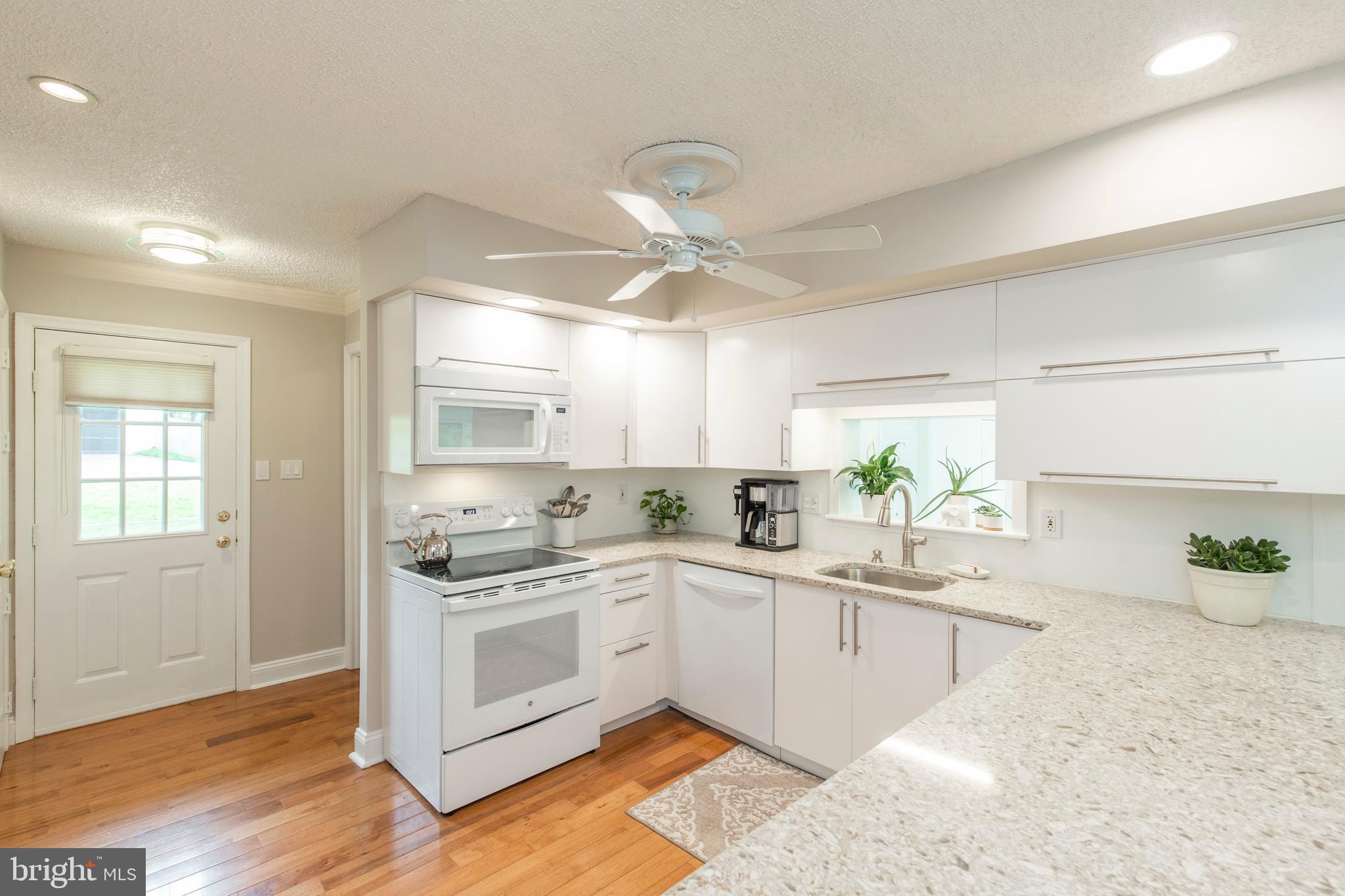 220 Glen Riddle Road Media, PA 19063 - Photo 10 of 43 Kitcenn