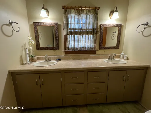 $275,000 | 258 Hideaway Road, Belhaven, NC 27810