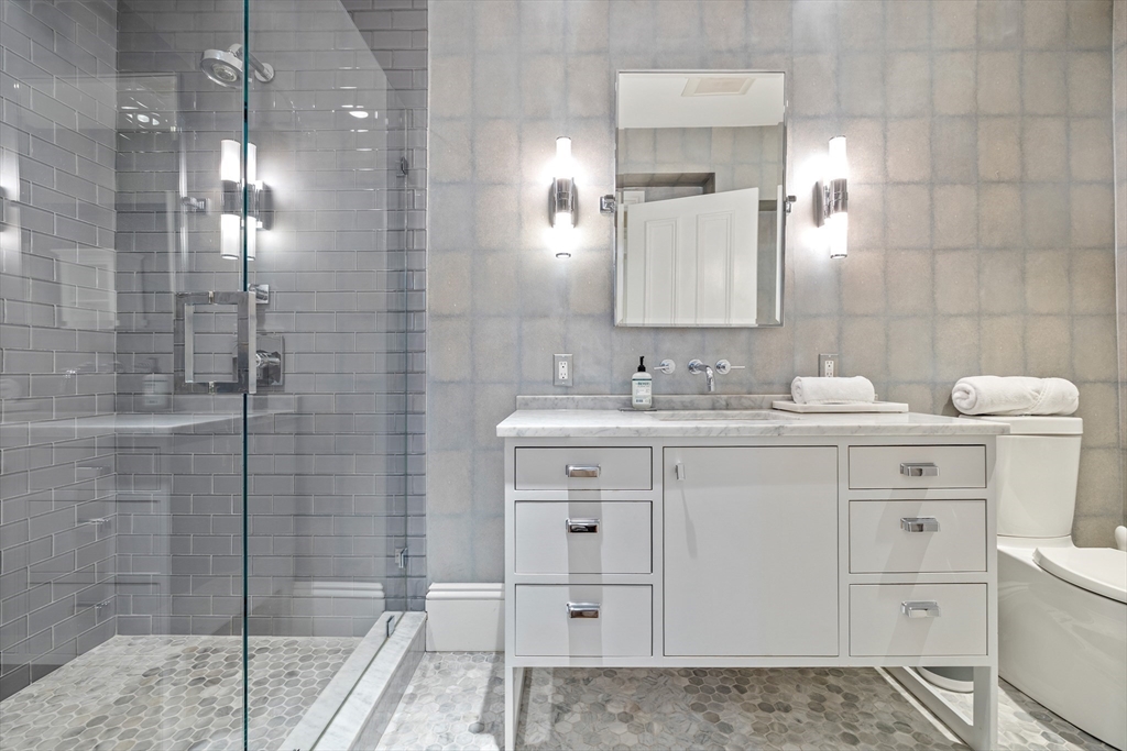 117 St Botolph Street, Unit 1 Boston, MA 02115 - Photo 20 of 23