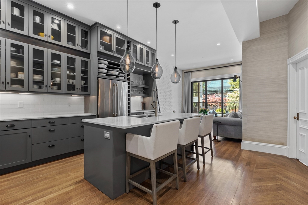 117 St Botolph Street, Unit 1 Boston, MA 02115 - Photo 5 of 23