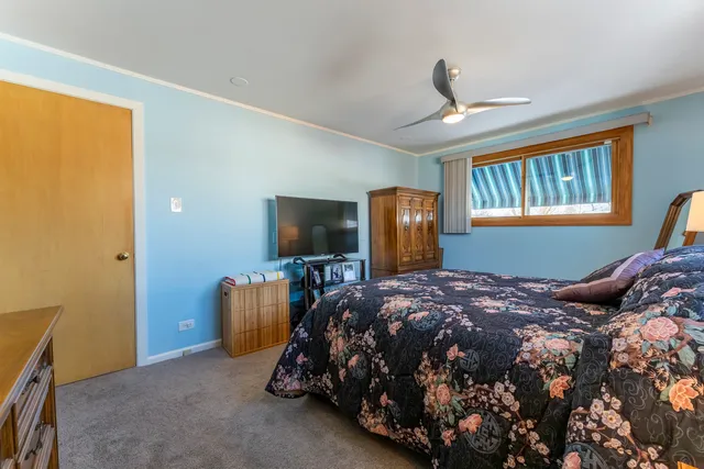 $495,000 | 8832 Osceola Avenue, Morton Grove, IL 60053