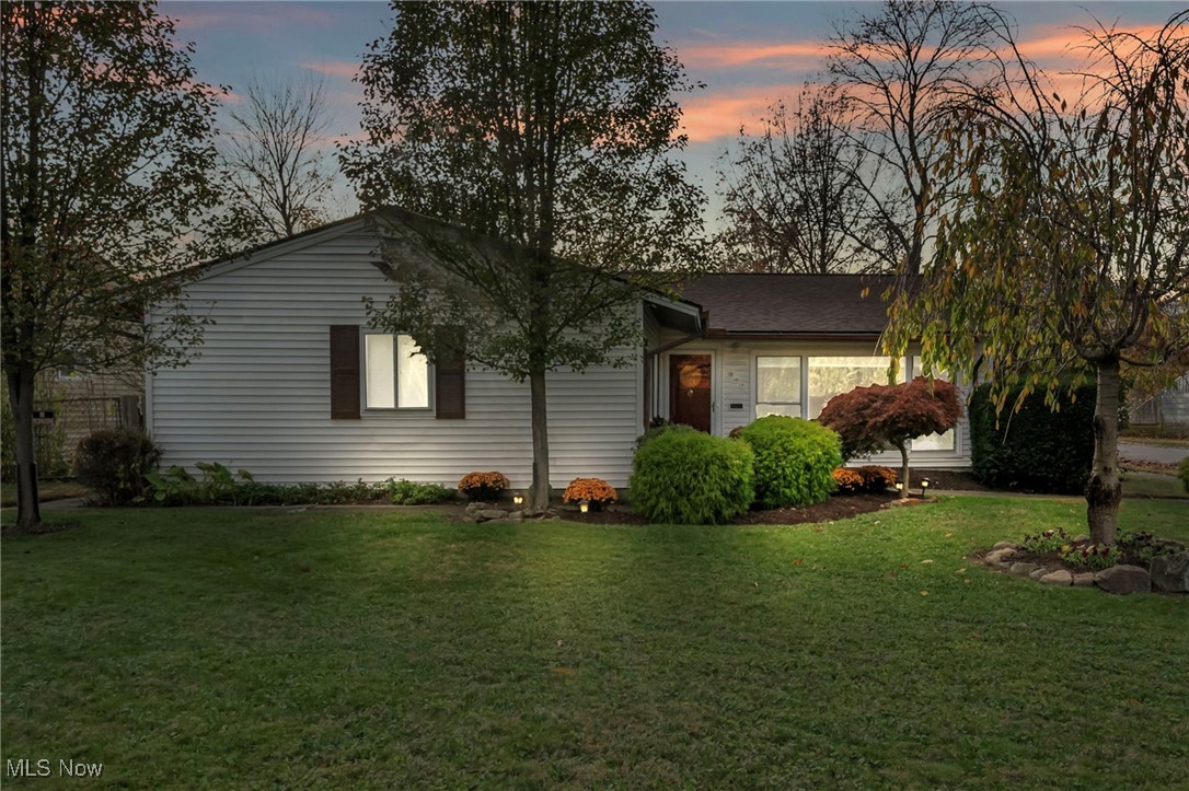 267 Barrett Road Berea, OH 44017 - Photo 6 of 41 Ranch-style home with a lawn