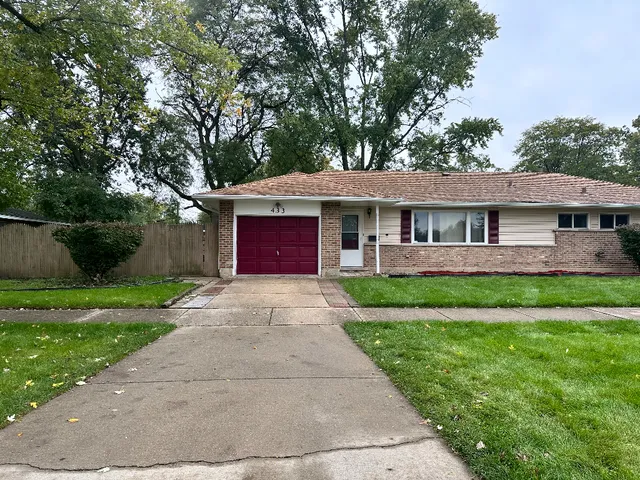 $160,000 | 433 Lakewood Boulevard, Park Forest, IL 60466