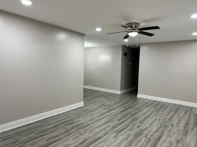 $160,000 | 433 Lakewood Boulevard, Park Forest, IL 60466