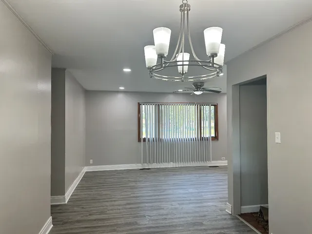 $160,000 | 433 Lakewood Boulevard, Park Forest, IL 60466