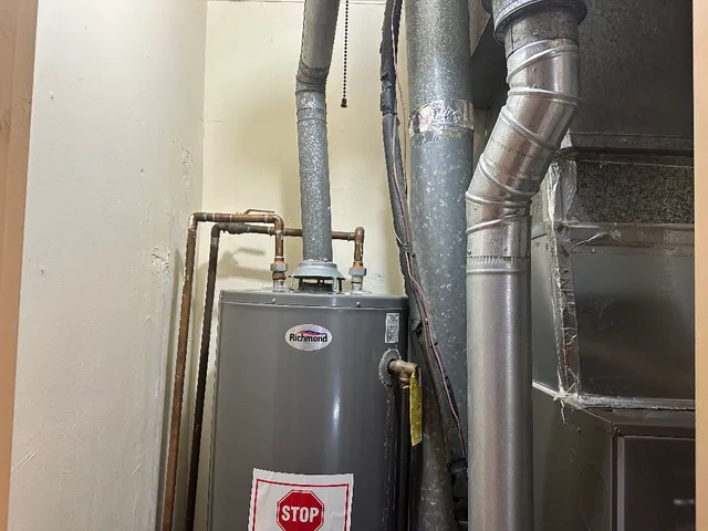 $160,000 | 433 Lakewood Boulevard, Park Forest, IL 60466