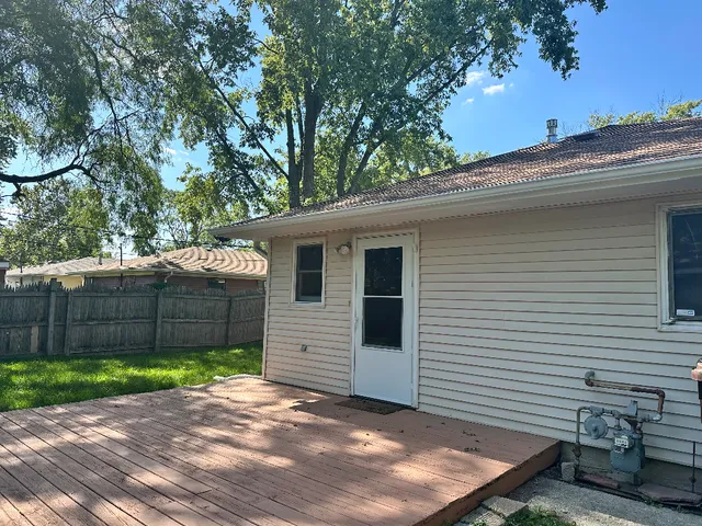 $160,000 | 433 Lakewood Boulevard, Park Forest, IL 60466