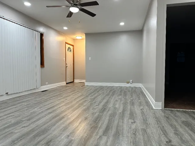 $160,000 | 433 Lakewood Boulevard, Park Forest, IL 60466