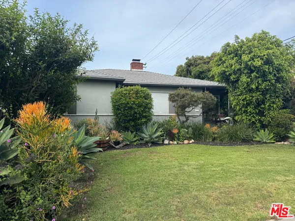 $1,995,000 | 2210 24th Street, Santa Monica, CA 90405