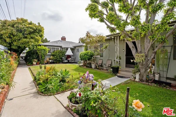 $1,995,000 | 2210 24th Street, Santa Monica, CA 90405