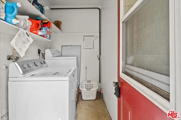$1,995,000 | 2210 24th Street, Santa Monica, CA 90405