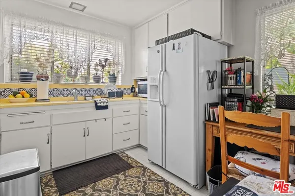 $1,995,000 | 2210 24th Street, Santa Monica, CA 90405