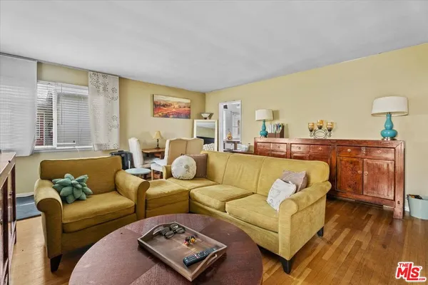 $1,995,000 | 2210 24th Street, Santa Monica, CA 90405