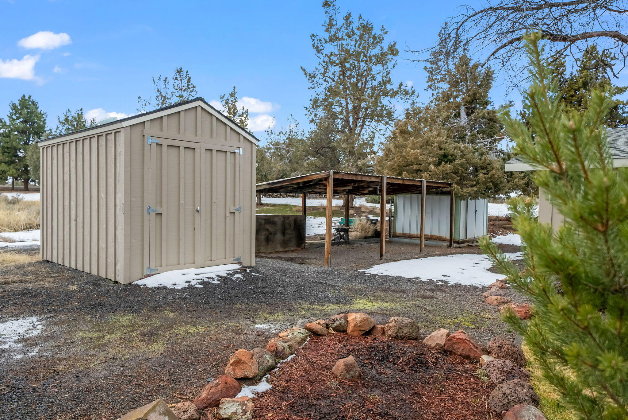 165 Southwest Crestview Lane Madras, OR 97741 - Photo 41 of 68 Shed