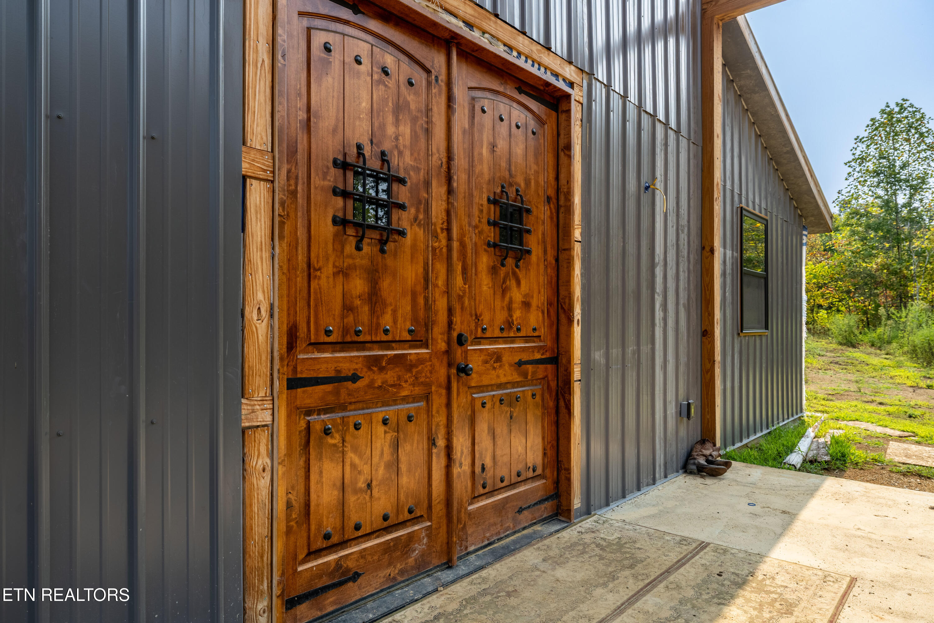 750ShaddenRdTract5-15