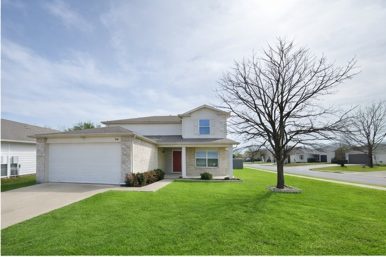 215 Spruce Drive Kyle, TX 78640 - Photo 2 of 23