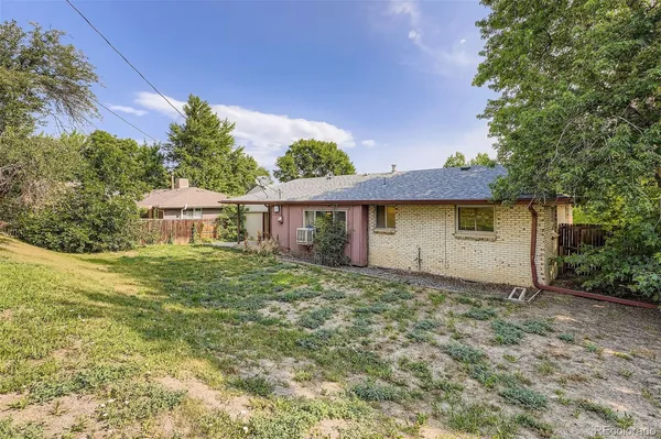 $559,500 | 12576 West 7th Avenue, Lakewood, CO 80401