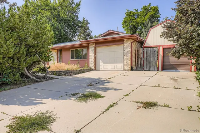 $560,000 | 12576 West 7th Avenue, Lakewood, CO 80401