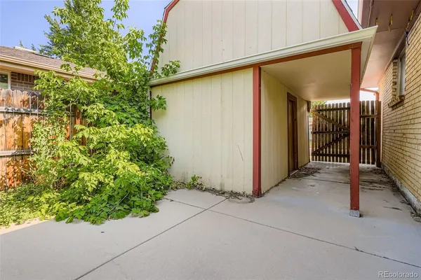 $559,500 | 12576 West 7th Avenue, Lakewood, CO 80401