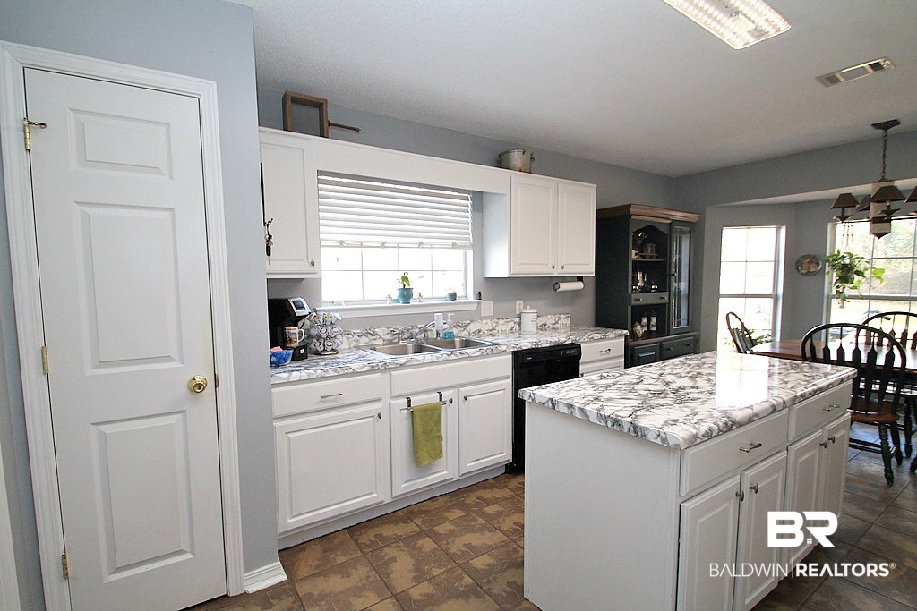 28716 Canterbury Road Daphne, AL 36526 - Photo 7 of 20