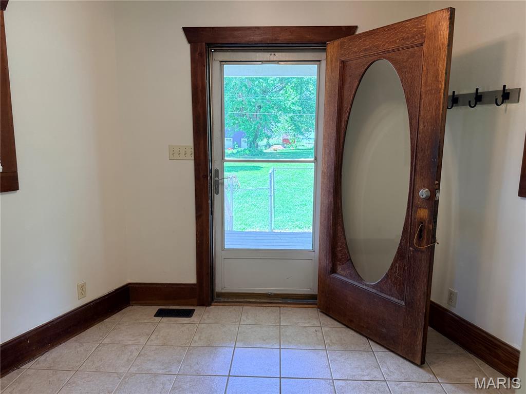 207 North Walnut Street Chesterfield, IL 62630 - Photo 6 of 33