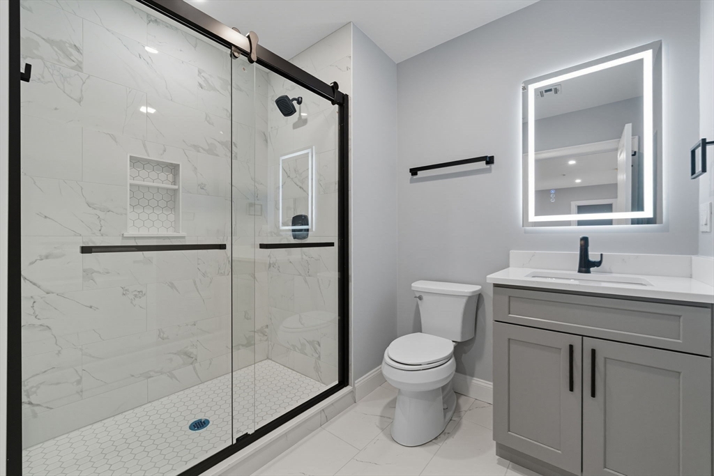 585 Washington Street, Unit MODEL Quincy, MA 02169 - Photo 26 of 35