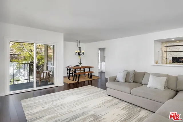 $4,200 | 5845 Doverwood Drive, Unit 302, Culver City, CA 90230