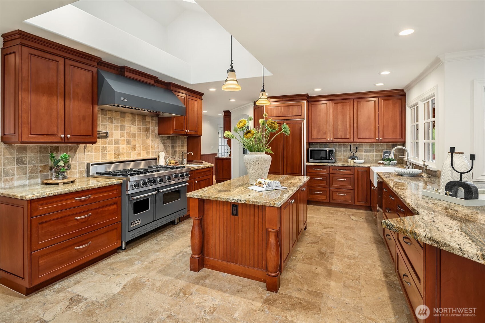 6 Diamond Ranch South Bellevue, WA 98004 - Photo 16 of 40