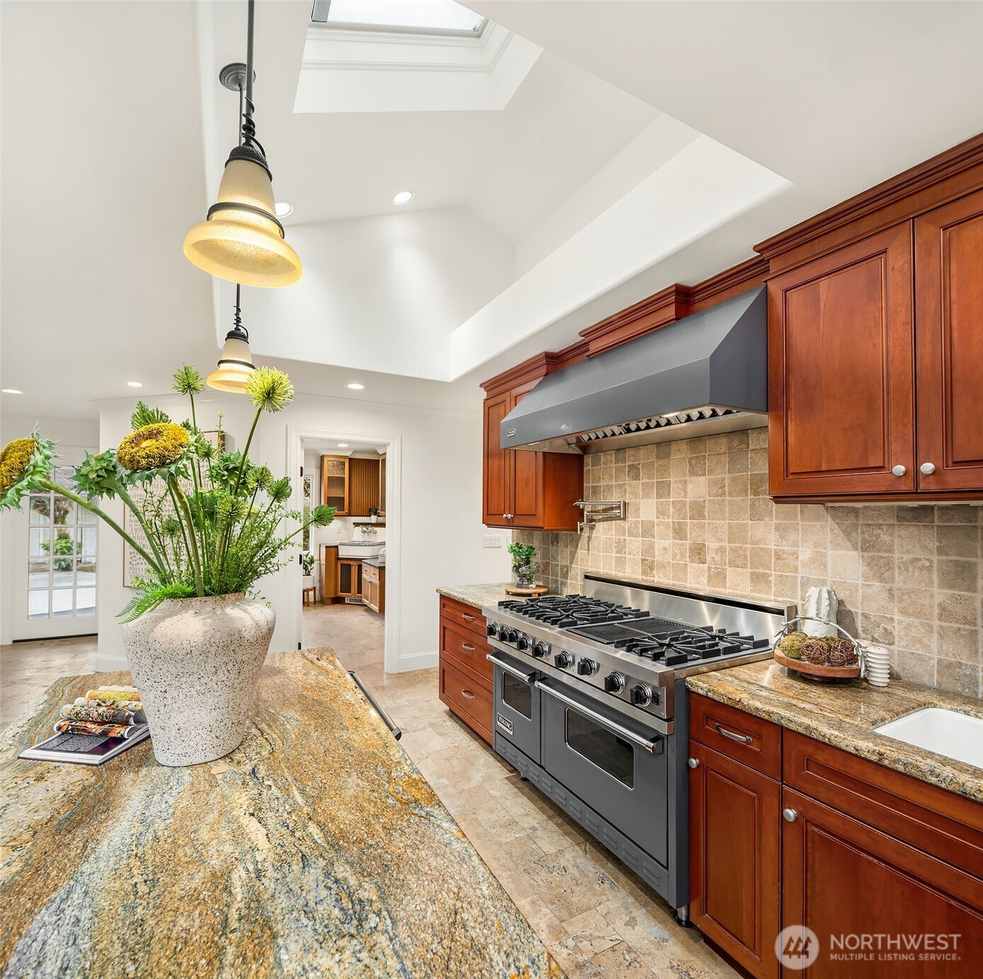 6 Diamond Ranch South Bellevue, WA 98004 - Photo 17 of 40