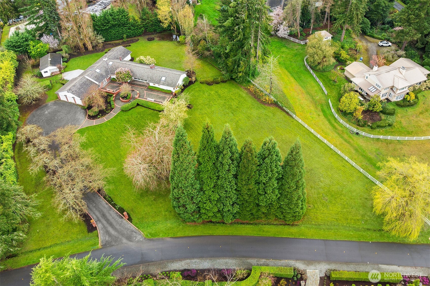 6 Diamond Ranch South Bellevue, WA 98004 - Photo 2 of 40