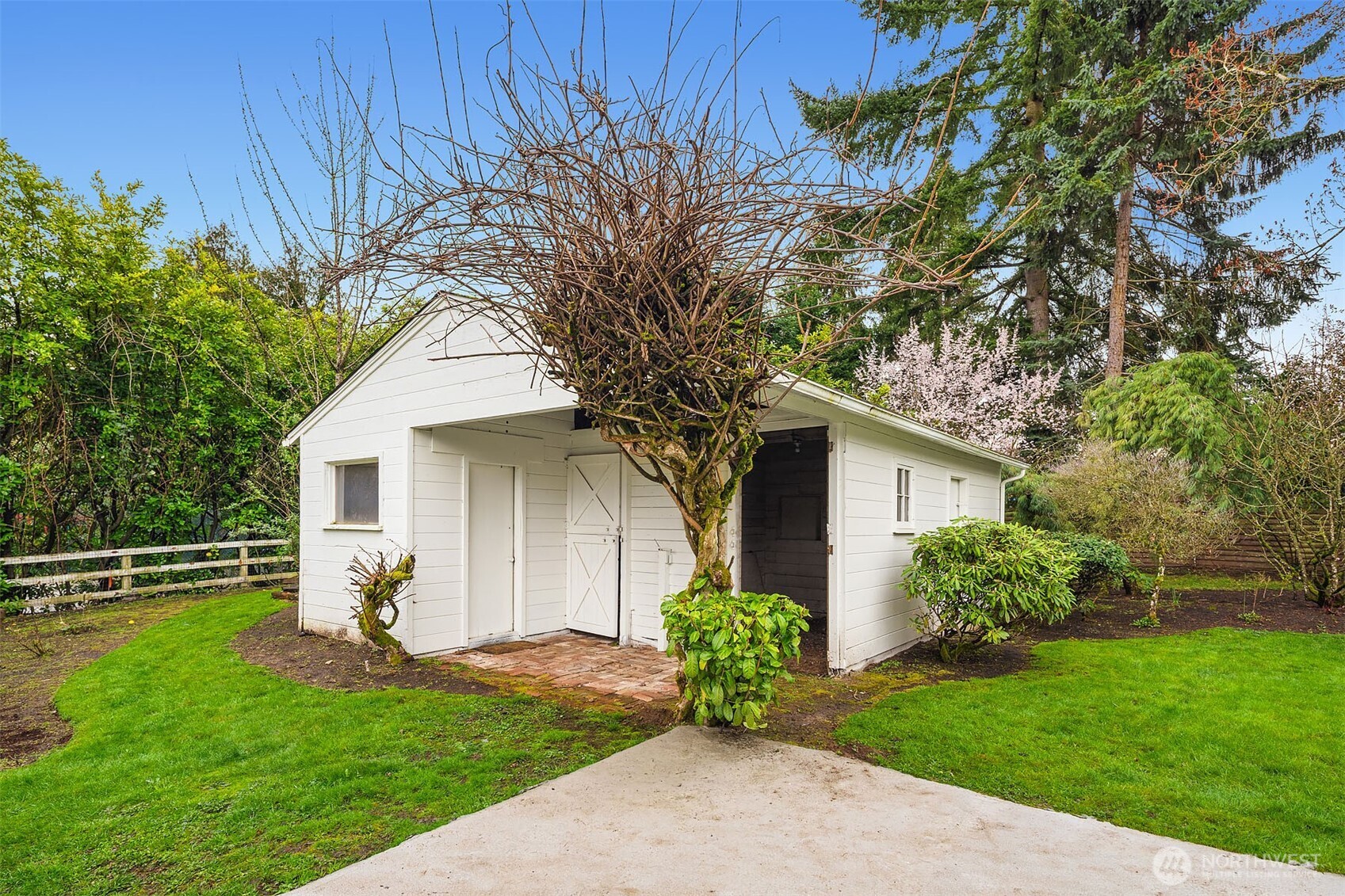 6 Diamond Ranch South Bellevue, WA 98004 - Photo 32 of 40