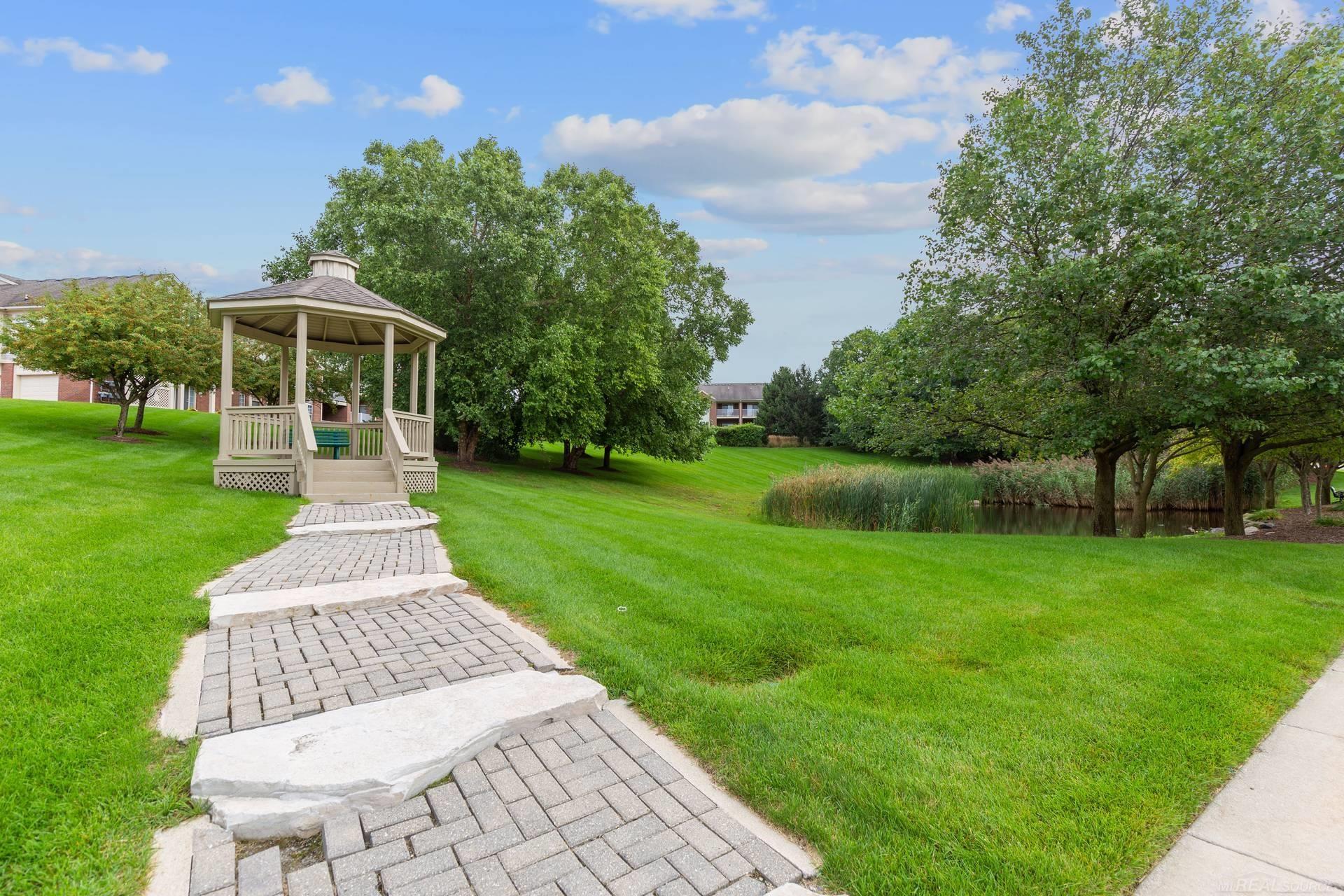 1958 Flagstone Circle Rochester, MI 48307 - Photo 27 of 28