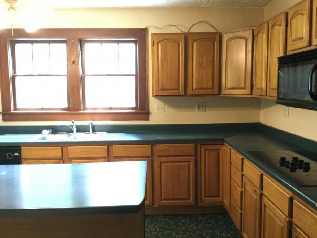 22287 Benhams Road Bristol, VA 24202 - Photo 4 of 18 Photo 4