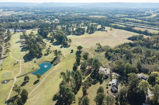 $599,000 | 267 Golf Course Lane, Winchester, TN 37398