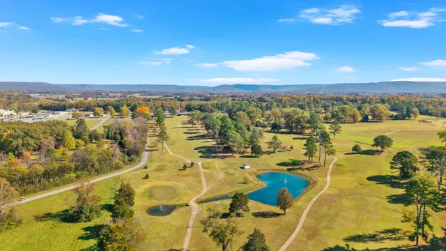 $599,000 | 267 Golf Course Lane, Winchester, TN 37398