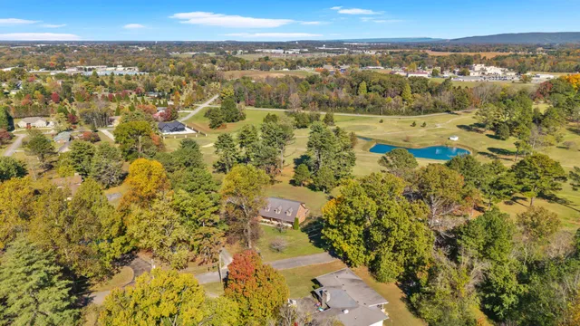 $599,000 | 267 Golf Course Lane, Winchester, TN 37398