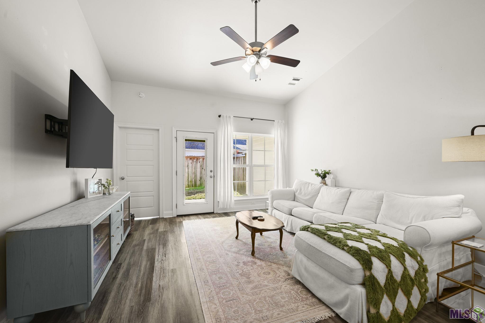 8140 Stonelake Cir Avenue East Baton Rouge, LA 70820 - Photo 6 of 20