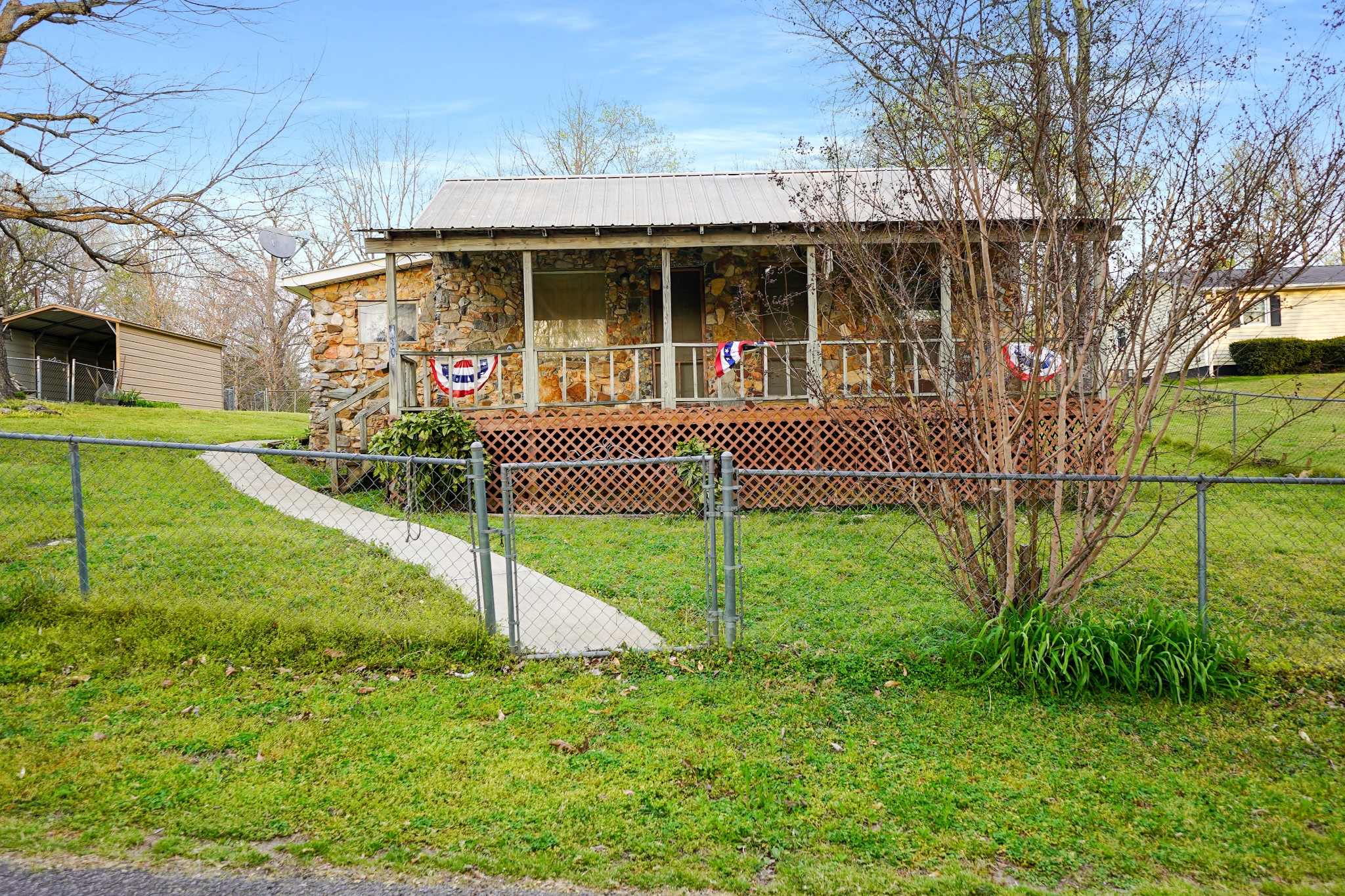 430 Spring Street Erin, TN 37061 - Photo 2 of 22 Gallery Image 2