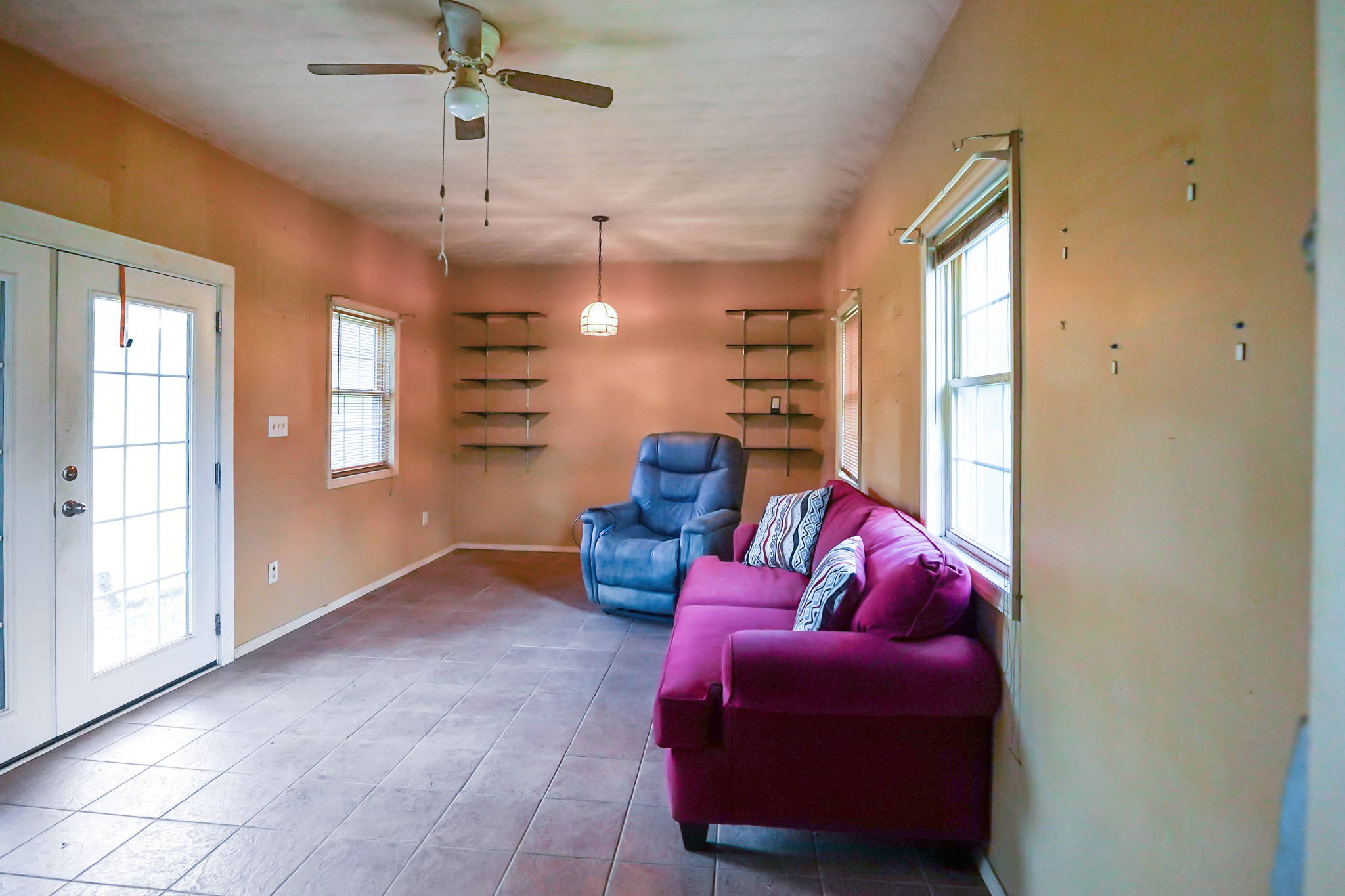 430 Spring Street Erin, TN 37061 - Photo 3 of 22 Gallery Image 3