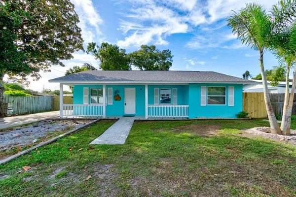 $249,900 | 404 Adele Street, Edgewater, FL 32132