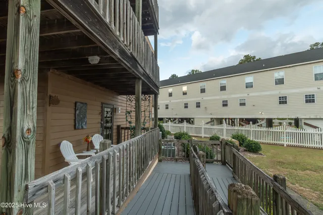 $127,000 | 115 Lake Place, Elizabethtown, NC 28337