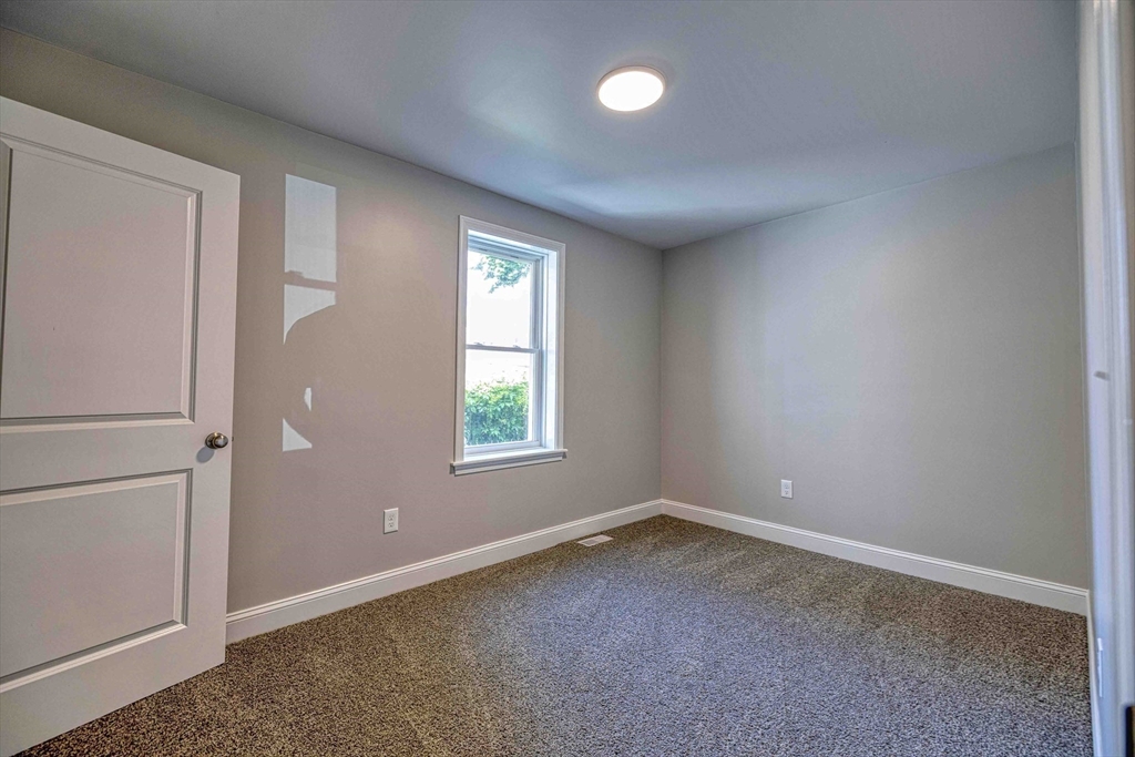 149 Mason Street Fall River, MA 02723 - Photo 17 of 22