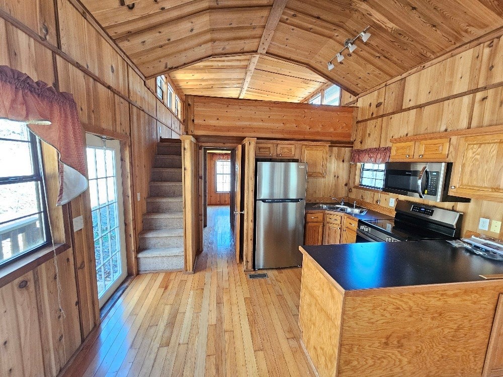 1217 Clito Road Fries, VA 24330 - Photo 15 of 27 Gallery Image 15