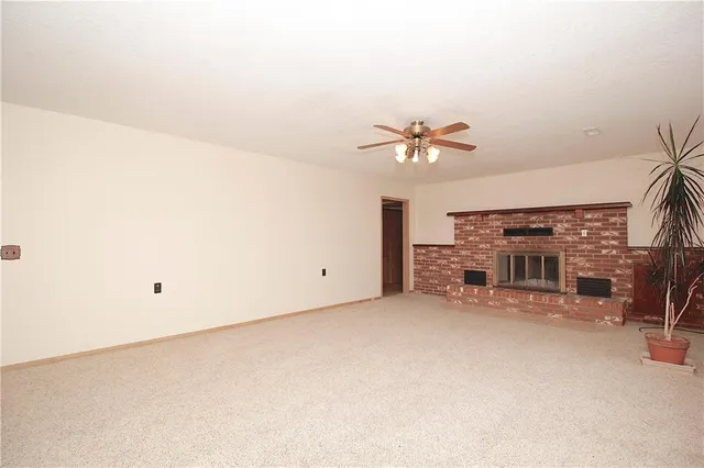 $264,000 | 16702 South 59th Highway, Welda, KS 66091