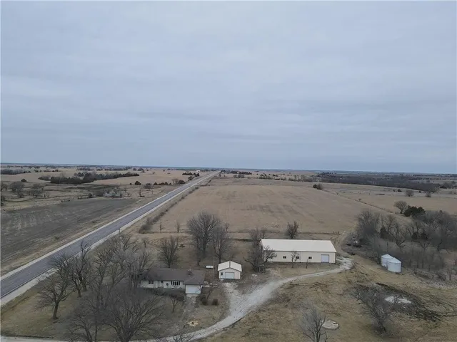 $264,000 | 16702 South 59th Highway, Welda, KS 66091