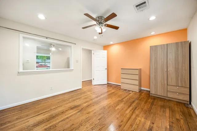 $2,800 | 9762 Tappenbeck Drive, Houston, TX 77055