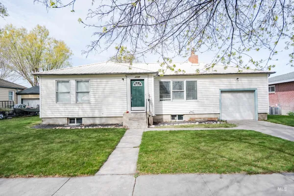 $372,000 | 1718 Schodde Avenue, Burley, ID 83318