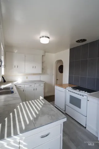 $372,000 | 1718 Schodde Avenue, Burley, ID 83318