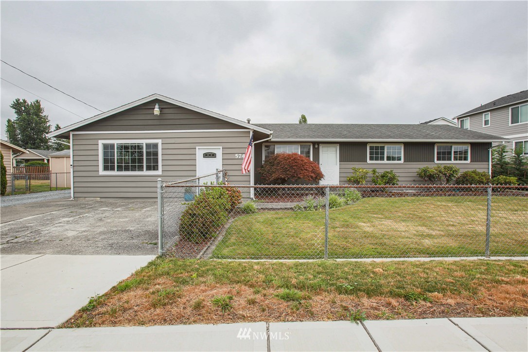 574 Spiketon Road Buckley, WA 98321 - Photo 3 of 32 Gallery Image 3
