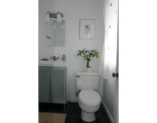 42 Coolidge Road Worcester, MA 01602 - Photo 7 of 10